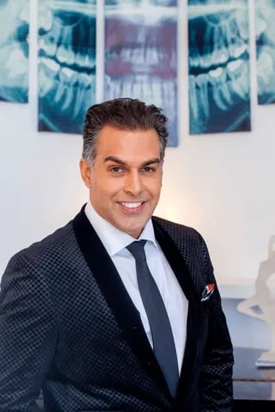 Dr. Aaron Choroomi